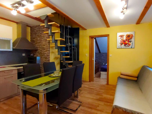 Apartment Hojka living area